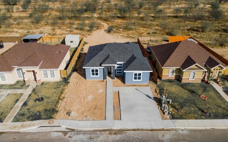 239 Bayo Dr., Eagle Pass, TX 78852, 3 Bedrooms Bedrooms, ,2 BathroomsBathrooms,Residential,For Sale,239 Bayo Dr.,0,81619