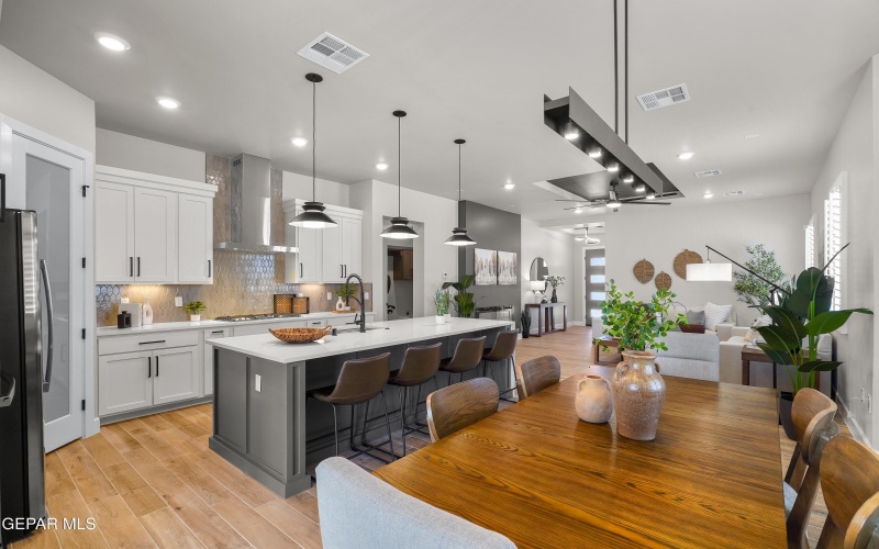 12741 Eltham Drive, Horizon City, TX 79928, 4 Habitaciones Habitaciones , ,2 BañosBaños,Residential,En Venta,12741 Eltham Drive,0,906333