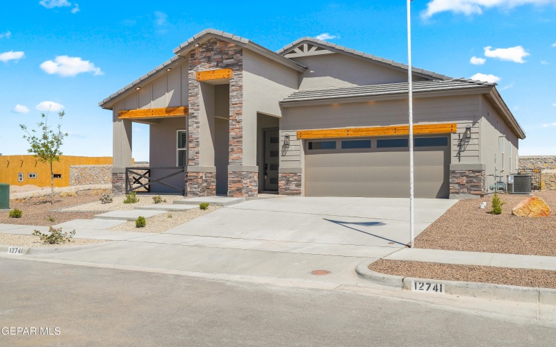 12741 Eltham Drive, Horizon City, TX 79928, 4 Habitaciones Habitaciones , ,2 BañosBaños,Residential,En Venta,12741 Eltham Drive,0,906333