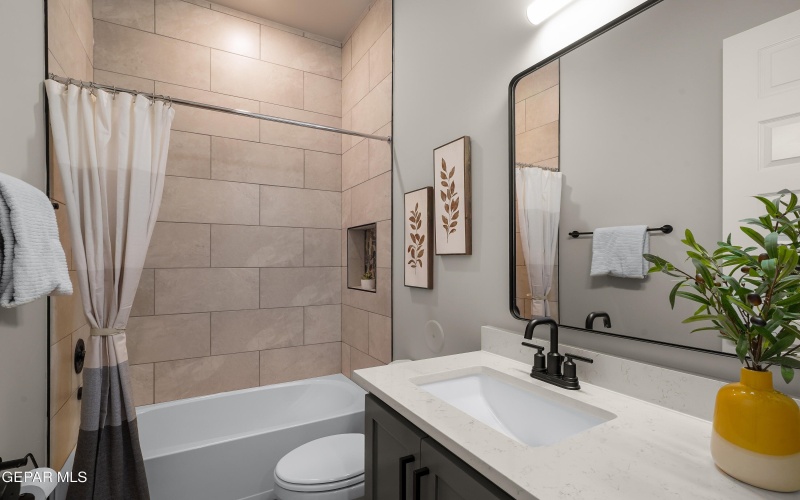 12741 Eltham Drive, Horizon City, TX 79928, 4 Habitaciones Habitaciones , ,2 BañosBaños,Residential,En Venta,12741 Eltham Drive,0,906333
