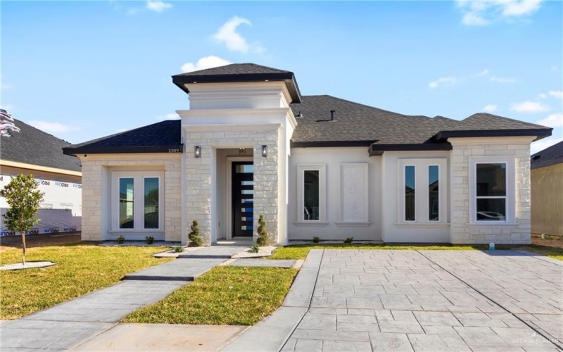 1309 E Evergreen Street, San Juan, TX 78589, 4 Bedrooms Bedrooms, ,2 BathroomsBathrooms,Residential,For Sale,1309 E Evergreen Street,0,480047