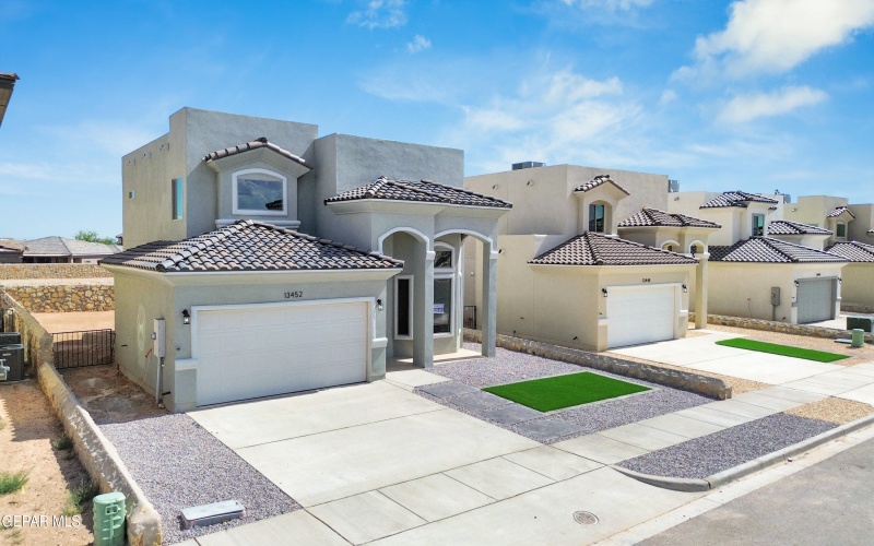 818 HARPENDEM Drive, Horizon City, TX 79928, 4 Bedrooms Bedrooms, ,2 BathroomsBathrooms,Residential,For Sale,818 HARPENDEM Drive,0,918699