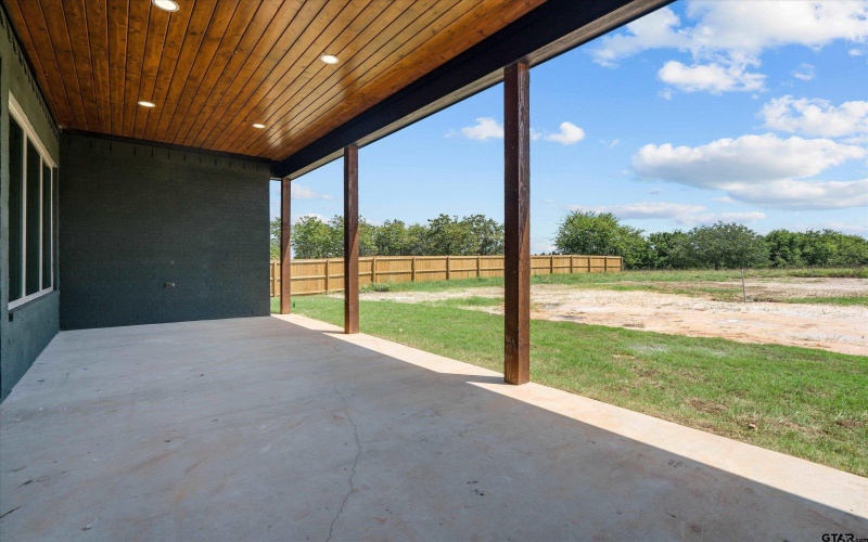 15688 CR 436, Lindale, TX 75771, 4 Bedrooms Bedrooms, ,2 BathroomsBathrooms,Residential,For Sale,15688 CR 436,0,25013359