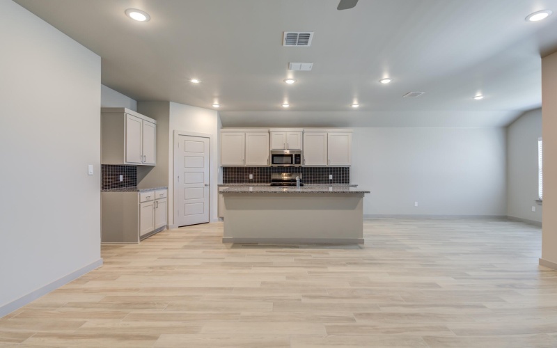 613 E 13th Street, Wolfforth, TX 79382, 3 Habitaciones Habitaciones , ,2 BañosBaños,Residential,En Venta,613 E 13th Street,0,202559950