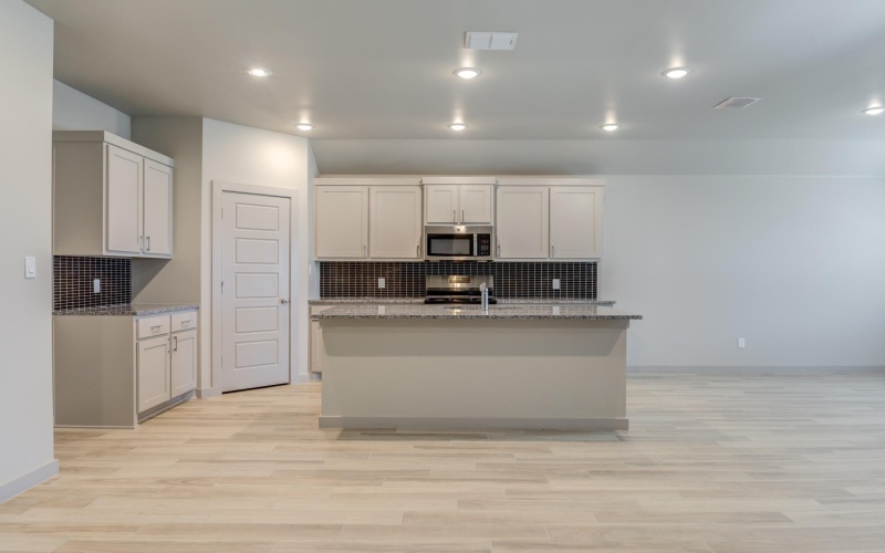 613 E 13th Street, Wolfforth, TX 79382, 3 Habitaciones Habitaciones , ,2 BañosBaños,Residential,En Venta,613 E 13th Street,0,202559950