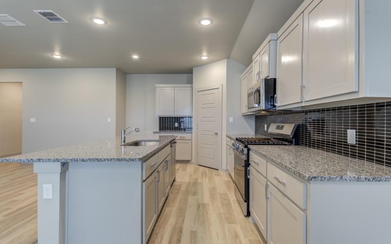 613 E 13th Street, Wolfforth, TX 79382, 3 Habitaciones Habitaciones , ,2 BañosBaños,Residential,En Venta,613 E 13th Street,0,202559950
