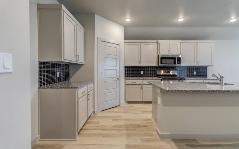 613 E 13th Street, Wolfforth, TX 79382, 3 Habitaciones Habitaciones , ,2 BañosBaños,Residential,En Venta,613 E 13th Street,0,202559950
