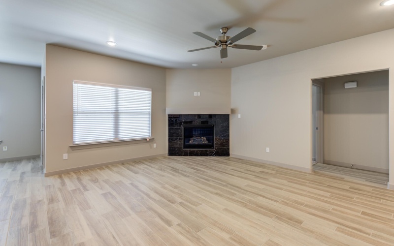 613 E 13th Street, Wolfforth, TX 79382, 3 Habitaciones Habitaciones , ,2 BañosBaños,Residential,En Venta,613 E 13th Street,0,202559950