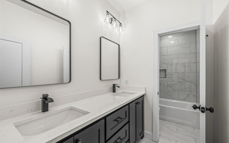 14115 N F M 2378, Shallowater, TX 79363, 4 Habitaciones Habitaciones , ,2 BañosBaños,Residential,En Venta,14115 N F M 2378,0,202559984