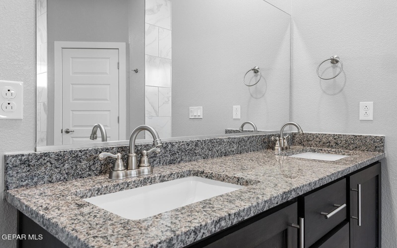 937 Nayland Place, El Paso, TX 79928, 4 Bedrooms Bedrooms, ,1 BathroomBathrooms,Residential,For Sale,937 Nayland Place,917391