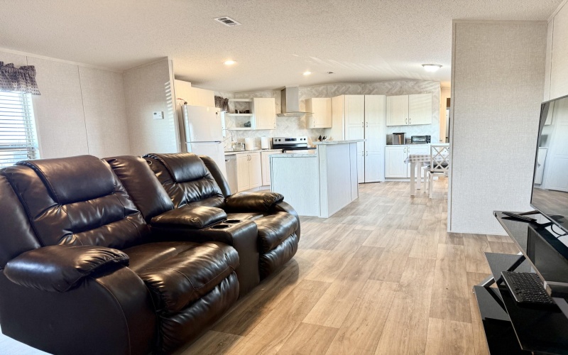 6896 S Bulldog Street, Anton, TX 79313, 3 Bedrooms Bedrooms, ,2 BathroomsBathrooms,Residential,For Sale,6896 S Bulldog Street,0,202559997