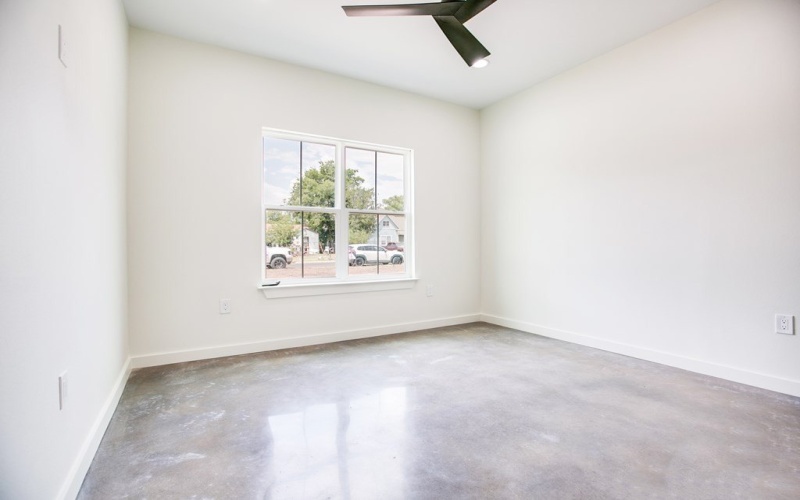 21 W 20th St, San Angelo, TX 76903, 3 Habitaciones Habitaciones , ,2 BañosBaños,Residential,En Venta,21 W 20th St,0,128912