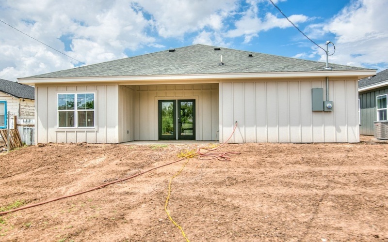 21 W 20th St, San Angelo, TX 76903, 3 Habitaciones Habitaciones , ,2 BañosBaños,Residential,En Venta,21 W 20th St,0,128912