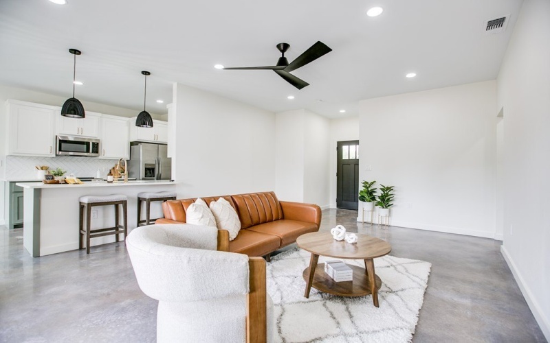 21 W 20th St, San Angelo, TX 76903, 3 Habitaciones Habitaciones , ,2 BañosBaños,Residential,En Venta,21 W 20th St,0,128912