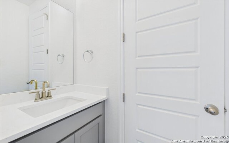 287 Poe Parkway, Castroville, TX 78009, 4 Habitaciones Habitaciones , ,3 BañosBaños,Residential,En Venta,287 Poe Parkway,0,1892609