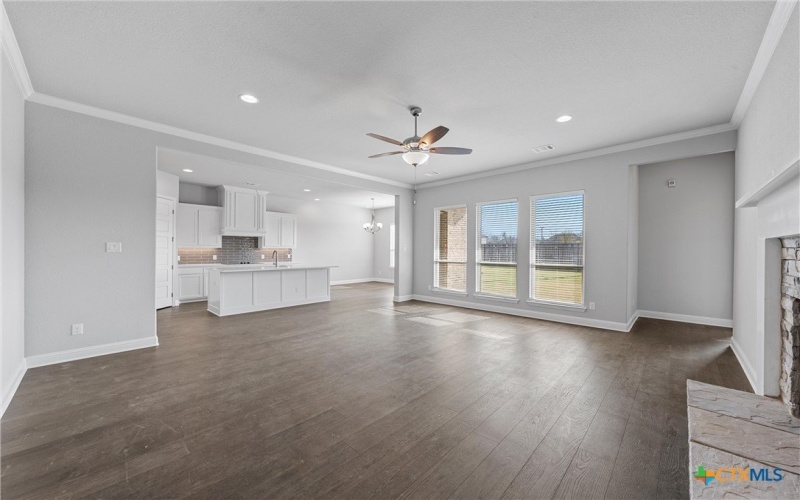 6503 Clayton Court, Temple, TX 76502, 4 Bedrooms Bedrooms, ,2 BathroomsBathrooms,Residential,For Sale,6503 Clayton Court,0,591467