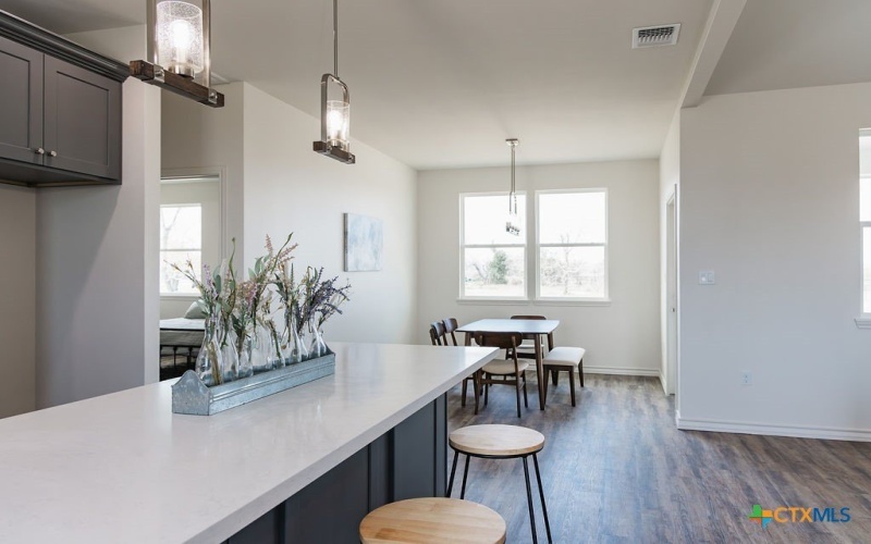 243 Honeycomb, Victoria, TX 77904, 4 Habitaciones Habitaciones , ,2 BañosBaños,Residential,En Venta,243 Honeycomb,0,591691