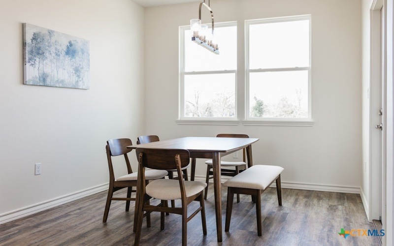 243 Honeycomb, Victoria, TX 77904, 4 Habitaciones Habitaciones , ,2 BañosBaños,Residential,En Venta,243 Honeycomb,0,591691