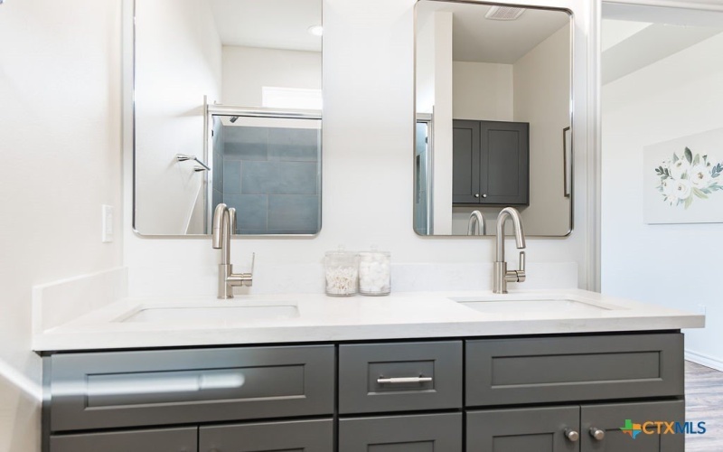 243 Honeycomb, Victoria, TX 77904, 4 Habitaciones Habitaciones , ,2 BañosBaños,Residential,En Venta,243 Honeycomb,0,591691