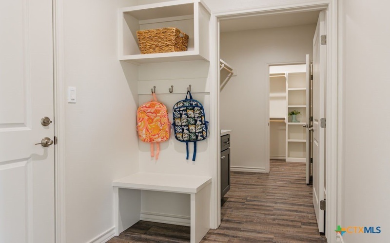 243 Honeycomb, Victoria, TX 77904, 4 Habitaciones Habitaciones , ,2 BañosBaños,Residential,En Venta,243 Honeycomb,0,591691