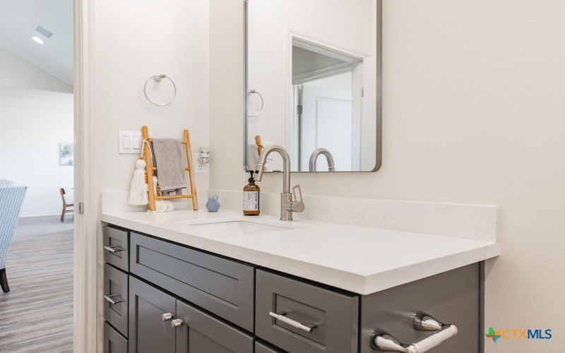 243 Honeycomb, Victoria, TX 77904, 4 Habitaciones Habitaciones , ,2 BañosBaños,Residential,En Venta,243 Honeycomb,0,591691