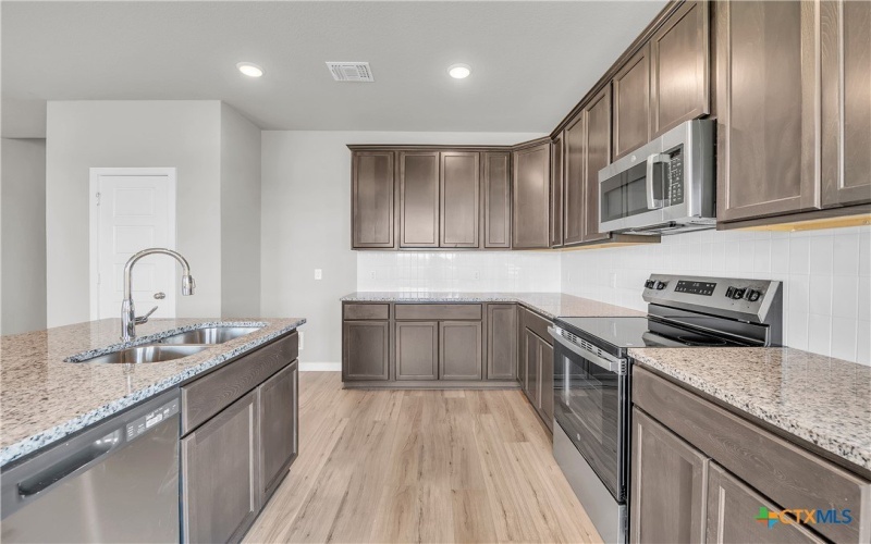 2015 Filmore Cove, Temple, TX 76504, 4 Bedrooms Bedrooms, ,2 BathroomsBathrooms,Residential,For Sale,2015 Filmore Cove,0,591700
