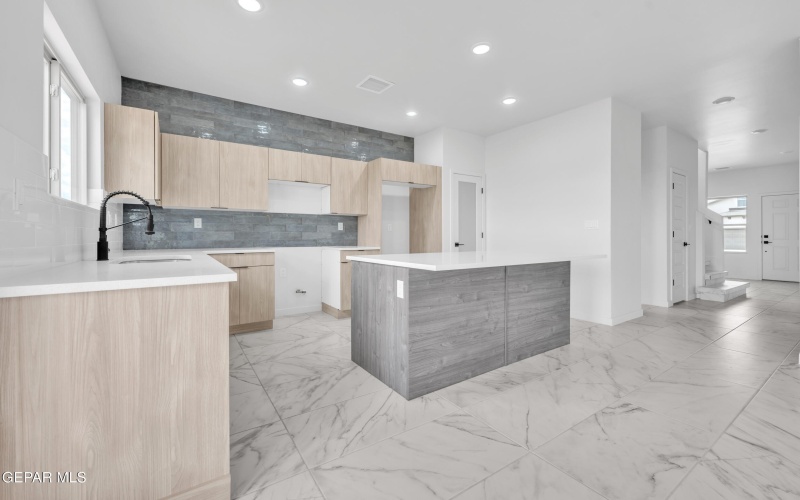 12120 Nesreen Drive, El Paso, TX 79934, 4 Habitaciones Habitaciones , ,2 BañosBaños,Residential,En Venta,12120 Nesreen Drive,0,929748