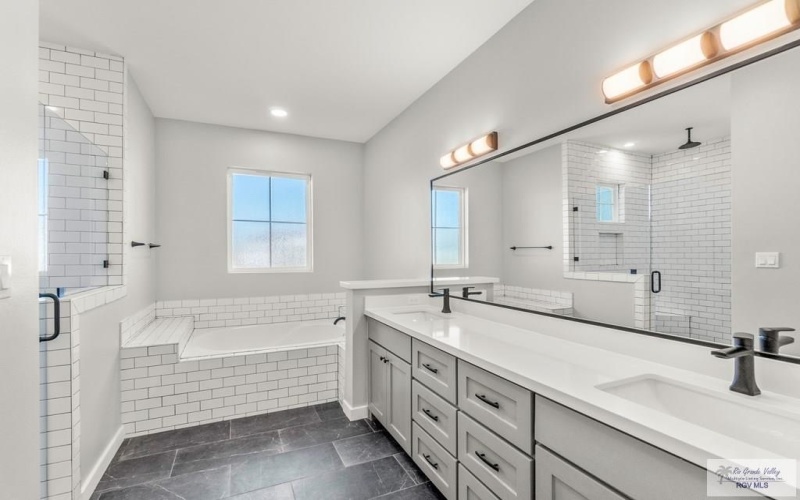 2408 SEAGULL LN, HARLINGEN, TX 78552, 4 Bedrooms Bedrooms, ,2 BathroomsBathrooms,Residential,For Sale,2408 SEAGULL LN,0,29768261