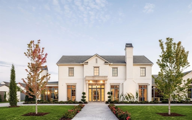 5610 Lobello, Dallas, TX 75229, 5 Bedrooms Bedrooms, ,7 BathroomsBathrooms,Residential,For Sale,5610 Lobello,0,20920720