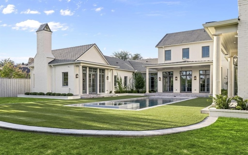 5610 Lobello, Dallas, TX 75229, 5 Bedrooms Bedrooms, ,7 BathroomsBathrooms,Residential,For Sale,5610 Lobello,0,20920720