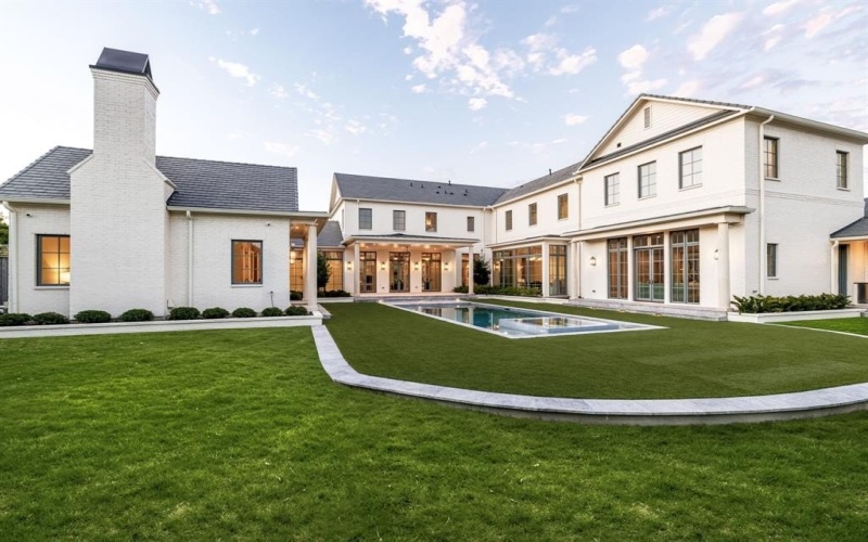 5610 Lobello, Dallas, TX 75229, 5 Bedrooms Bedrooms, ,7 BathroomsBathrooms,Residential,For Sale,5610 Lobello,0,20920720