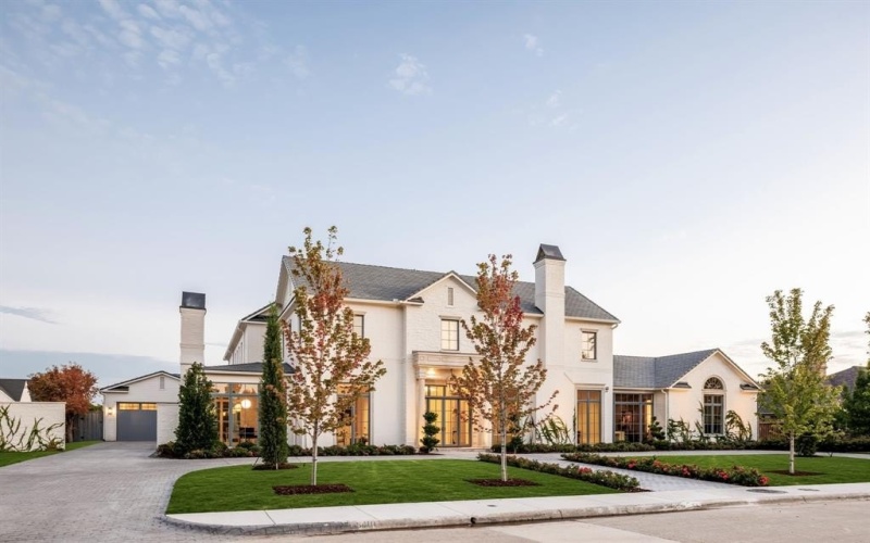 5610 Lobello, Dallas, TX 75229, 5 Bedrooms Bedrooms, ,7 BathroomsBathrooms,Residential,For Sale,5610 Lobello,0,20920720