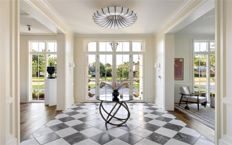 5610 Lobello, Dallas, TX 75229, 5 Bedrooms Bedrooms, ,7 BathroomsBathrooms,Residential,For Sale,5610 Lobello,0,20920720