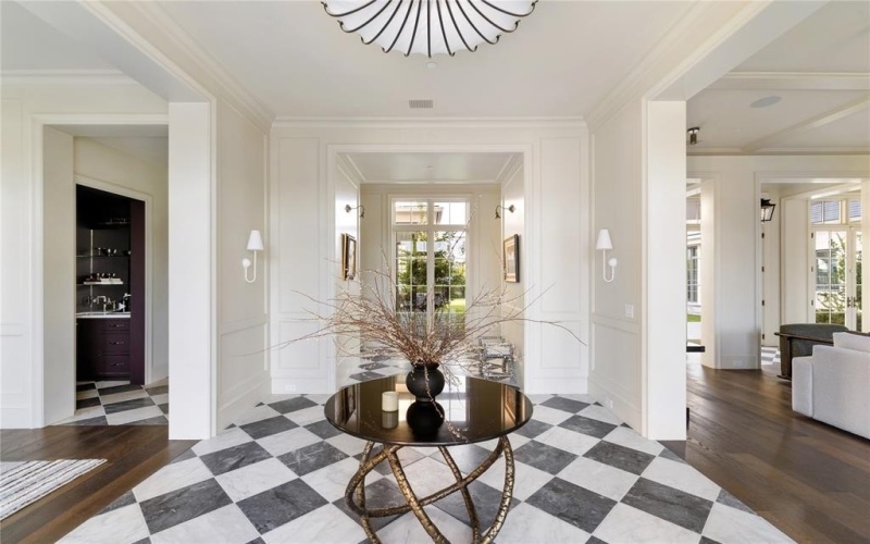 5610 Lobello, Dallas, TX 75229, 5 Bedrooms Bedrooms, ,7 BathroomsBathrooms,Residential,For Sale,5610 Lobello,0,20920720