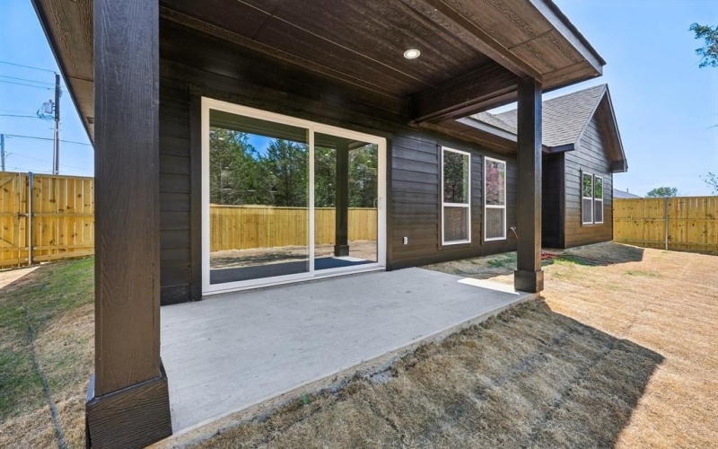 5930 Colorado Street, Greenville, TX 75402, 3 Bedrooms Bedrooms, ,2 BathroomsBathrooms,Residential,For Sale,5930 Colorado Street,0,20937724