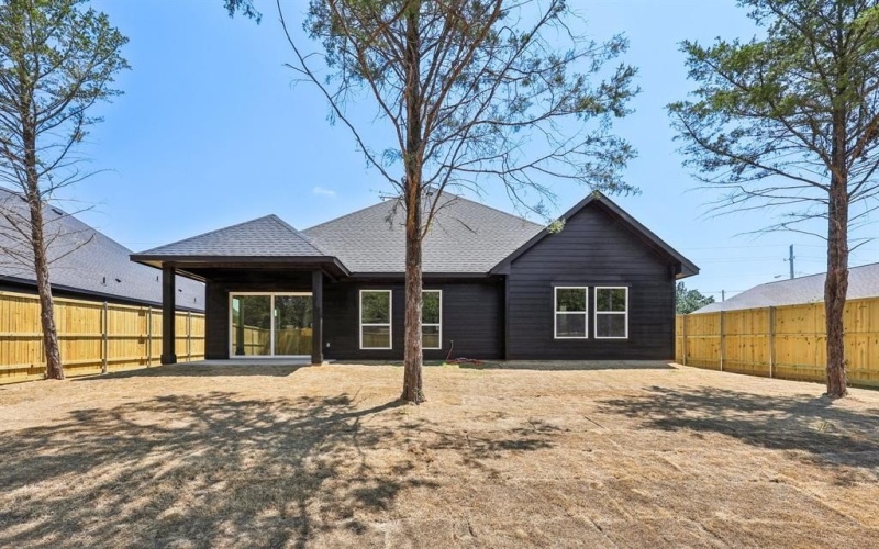 5930 Colorado Street, Greenville, TX 75402, 3 Bedrooms Bedrooms, ,2 BathroomsBathrooms,Residential,For Sale,5930 Colorado Street,0,20937724