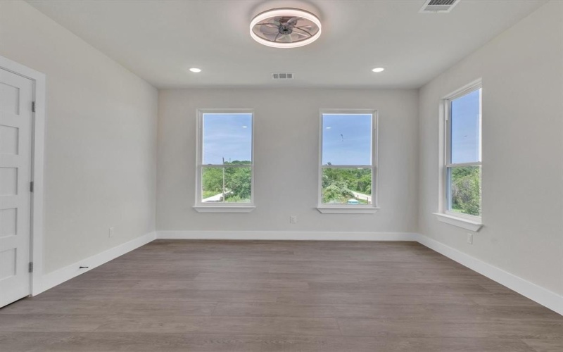 5921 Barkridge Drive, Granbury, TX 76048, 3 Bedrooms Bedrooms, ,2 BathroomsBathrooms,Residential,For Sale,5921 Barkridge Drive,0,21012115