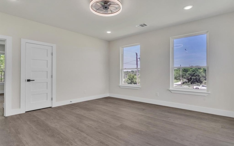 5921 Barkridge Drive, Granbury, TX 76048, 3 Bedrooms Bedrooms, ,2 BathroomsBathrooms,Residential,For Sale,5921 Barkridge Drive,0,21012115