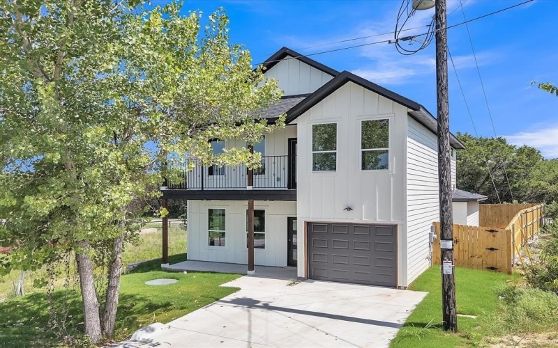 5921 Barkridge Drive, Granbury, TX 76048, 3 Bedrooms Bedrooms, ,2 BathroomsBathrooms,Residential,For Sale,5921 Barkridge Drive,0,21012115
