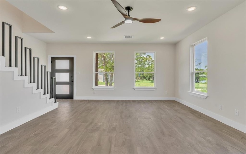 5921 Barkridge Drive, Granbury, TX 76048, 3 Bedrooms Bedrooms, ,2 BathroomsBathrooms,Residential,For Sale,5921 Barkridge Drive,0,21012115
