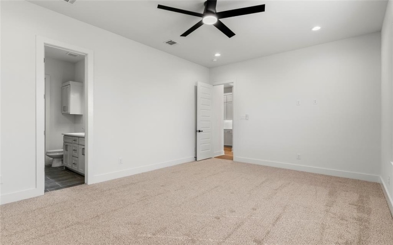 2800 Kerrville Drive, Mesquite, TX 75181, 5 Bedrooms Bedrooms, ,2 BathroomsBathrooms,Residential,For Sale,2800 Kerrville Drive,0,21034483