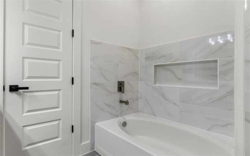 2800 Kerrville Drive, Mesquite, TX 75181, 5 Bedrooms Bedrooms, ,2 BathroomsBathrooms,Residential,For Sale,2800 Kerrville Drive,0,21034483