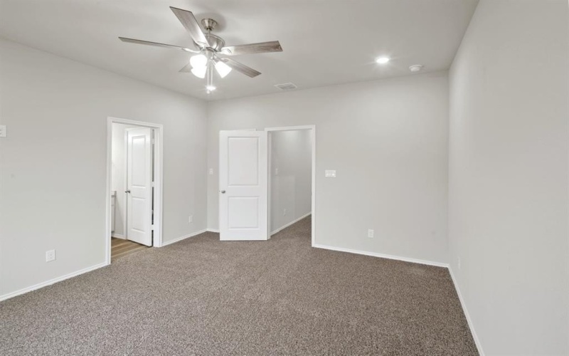 3501 E Renfro Street #101-102, Burleson, TX 76028, 5 Bedrooms Bedrooms, ,5 BathroomsBathrooms,Residential Multi Family,For Sale,3501 E Renfro Street,0,21031317