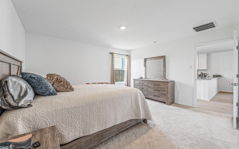 1408 Silver Spruce Lane, Fort Worth, TX 76140, 3 Bedrooms Bedrooms, ,2 BathroomsBathrooms,Residential,For Sale,1408 Silver Spruce Lane,0,21047941