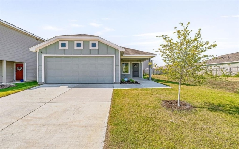 1408 Silver Spruce Lane, Fort Worth, TX 76140, 3 Bedrooms Bedrooms, ,2 BathroomsBathrooms,Residential,For Sale,1408 Silver Spruce Lane,0,21047941
