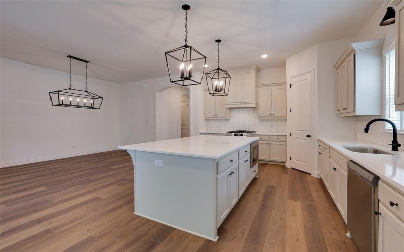 820 Mallard Drive, Aledo, TX 76008, 3 Bedrooms Bedrooms, ,2 BathroomsBathrooms,Residential,For Sale,820 Mallard Drive,0,21048797