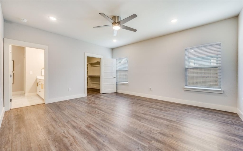 1026 N Tatum Avenue, Dallas, TX 75211, 4 Habitaciones Habitaciones , ,2 BañosBaños,Residential,En Venta,1026 N Tatum Avenue,0,21049233