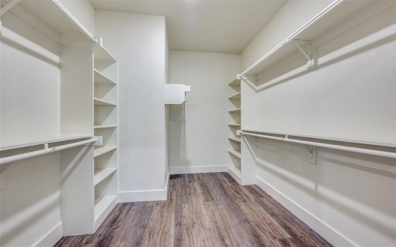 1026 N Tatum Avenue, Dallas, TX 75211, 4 Habitaciones Habitaciones , ,2 BañosBaños,Residential,En Venta,1026 N Tatum Avenue,0,21049233