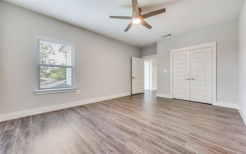 1026 N Tatum Avenue, Dallas, TX 75211, 4 Habitaciones Habitaciones , ,2 BañosBaños,Residential,En Venta,1026 N Tatum Avenue,0,21049233