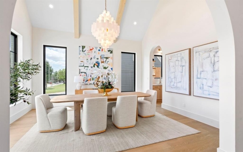 6211 Llano Avenue, Dallas, TX 75214, 4 Bedrooms Bedrooms, ,5 BathroomsBathrooms,Residential,For Sale,6211 Llano Avenue,0,21049671